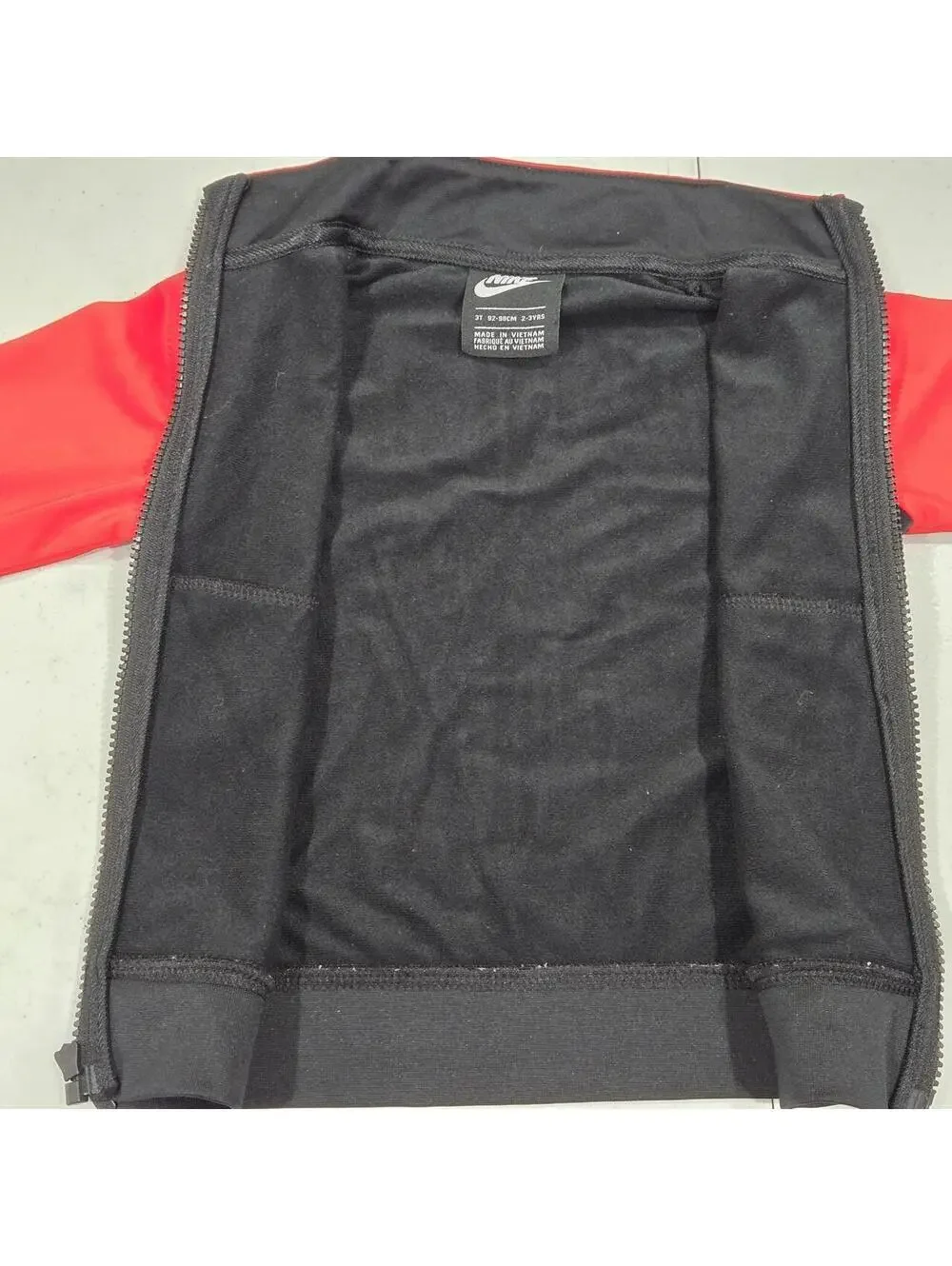 -Nike kids black and red tracksuit